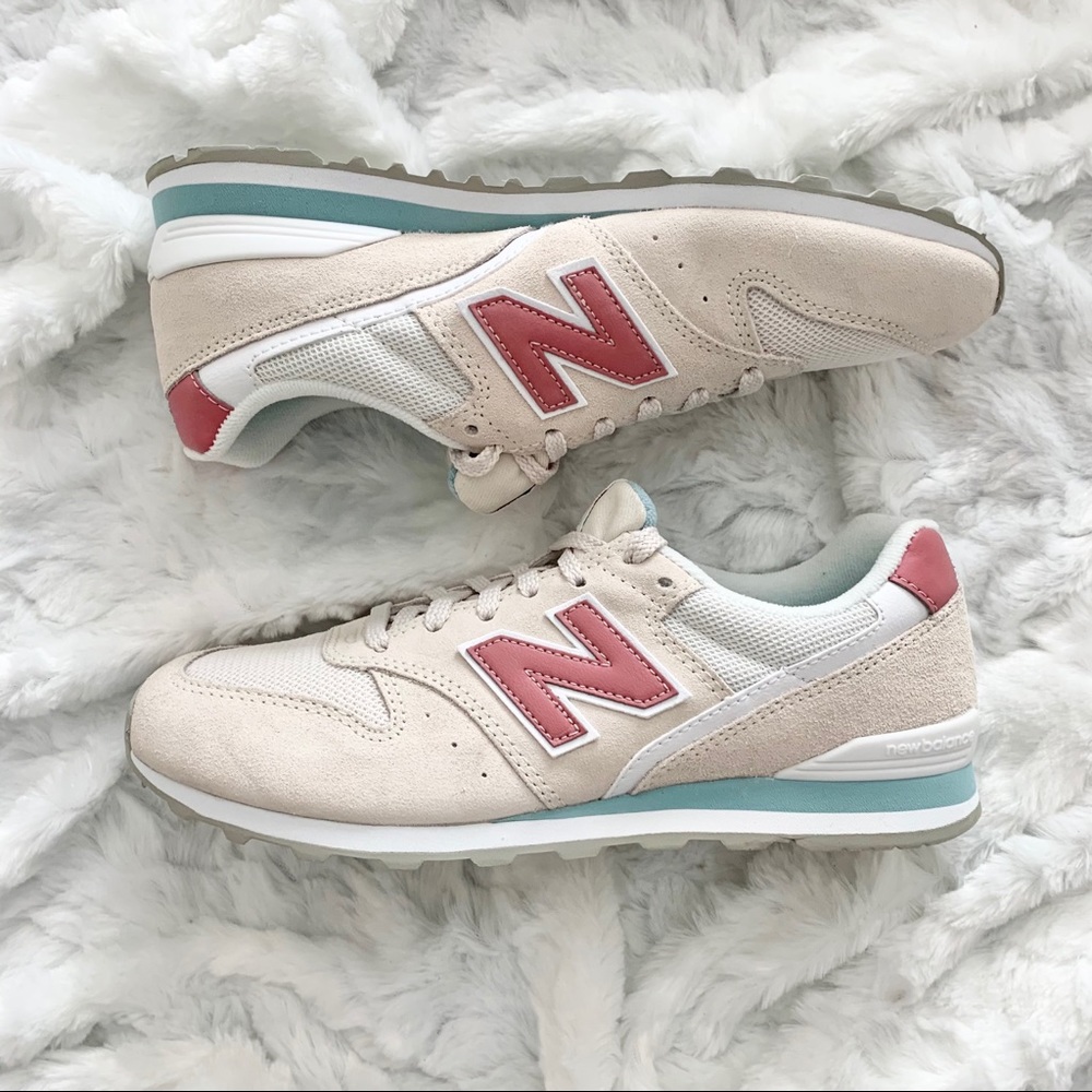 New Balance 996